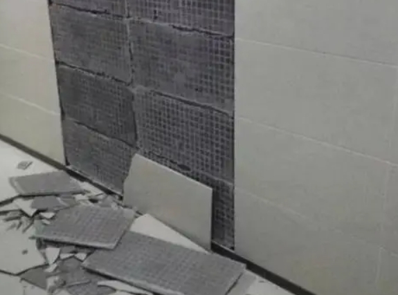 若尔盖瓷砖空鼓维修公司分享下若尔盖墙砖松动维修的知识